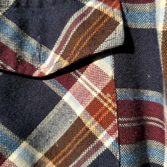 Sear's Vintage long sleeve Acrylic plaid men's button shirt. 17-17.5. Burg/Blue. - Picture 16 of 16